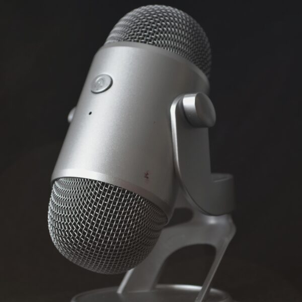 Microphone